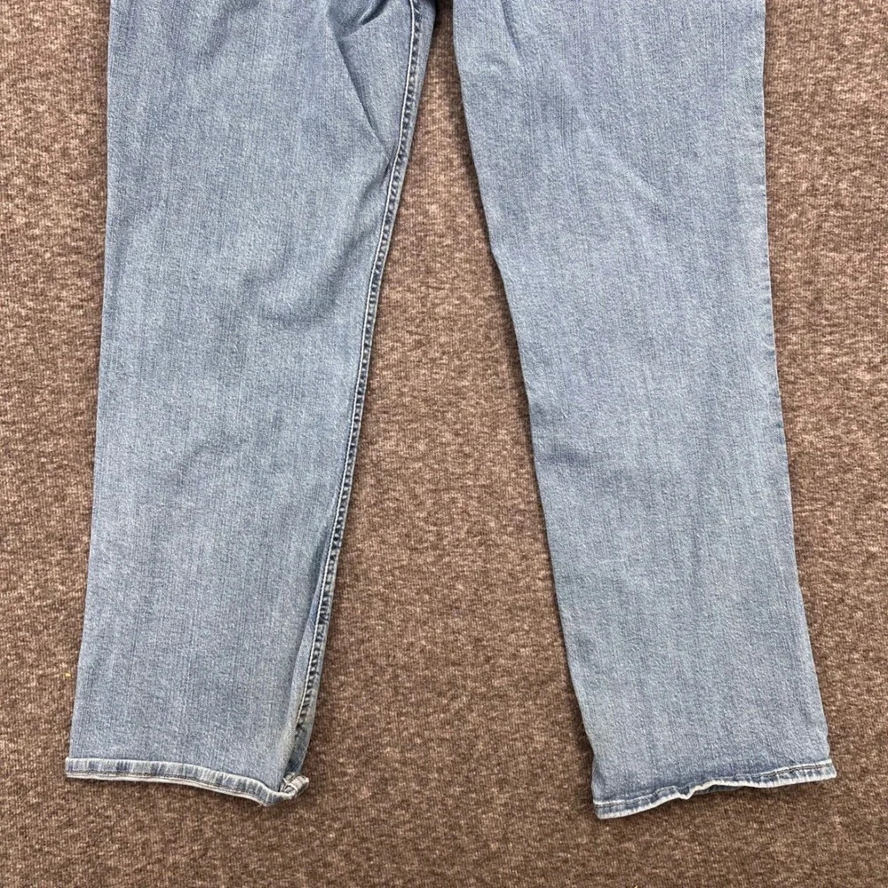 Lee Women Vintage Straight 10 Light Wash Blue Denim Jeans Mid Rise Stretch Pants
